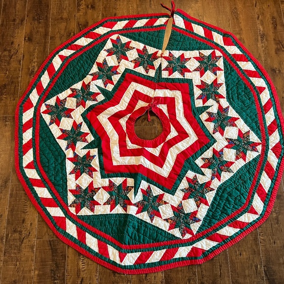 Quilted Christmas Tree Skirt Vintage Homemade 48” Handmade Star Pattern Classic - Picture 1 of 15